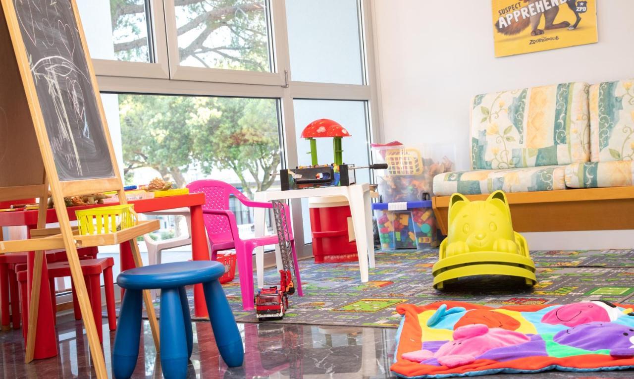 Hotel Nember Lido di Jesolo Ngoại thất bức ảnh