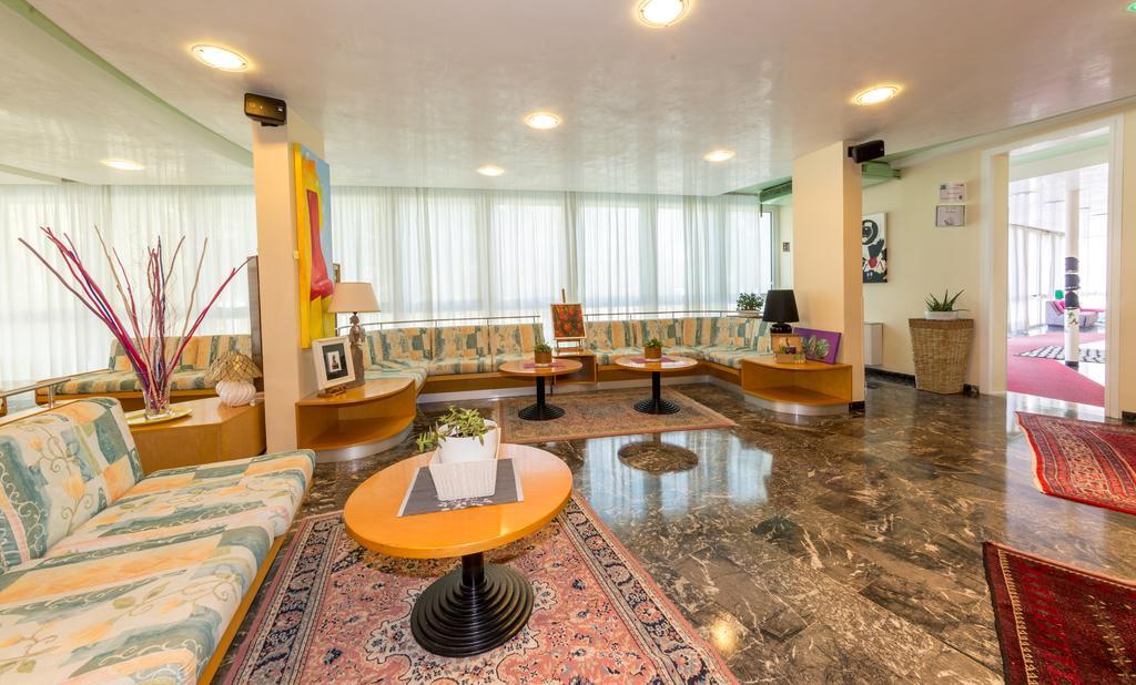 Hotel Nember Lido di Jesolo Ngoại thất bức ảnh