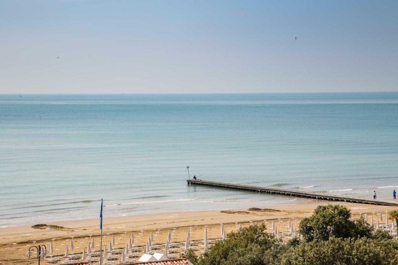 Hotel Nember Lido di Jesolo Ngoại thất bức ảnh